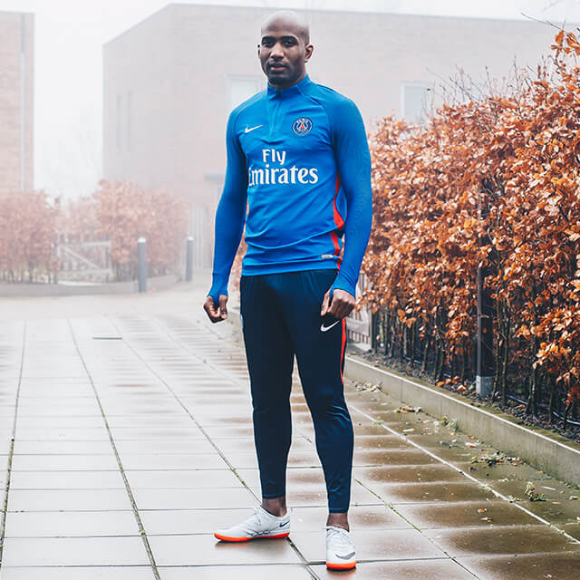 over rijk bouwen Neymar en zijn medespelers gaan deze nieuwe Nike PSG trainingskleding dragen