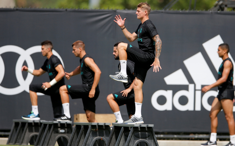 PRE-SEASON 2017-2018