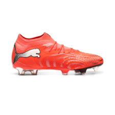 Rode voetbalschoenen