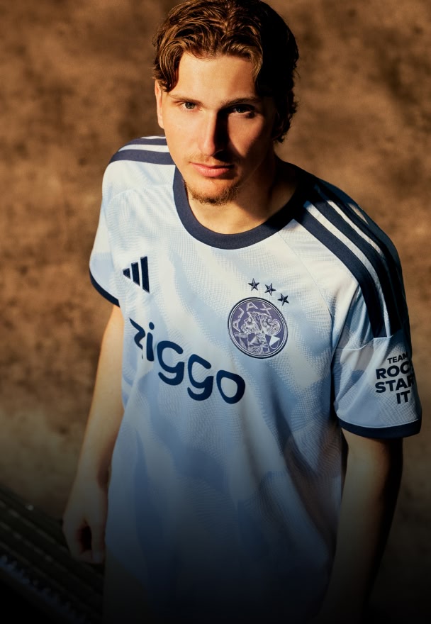 Ajax 3e Collectie 26-27