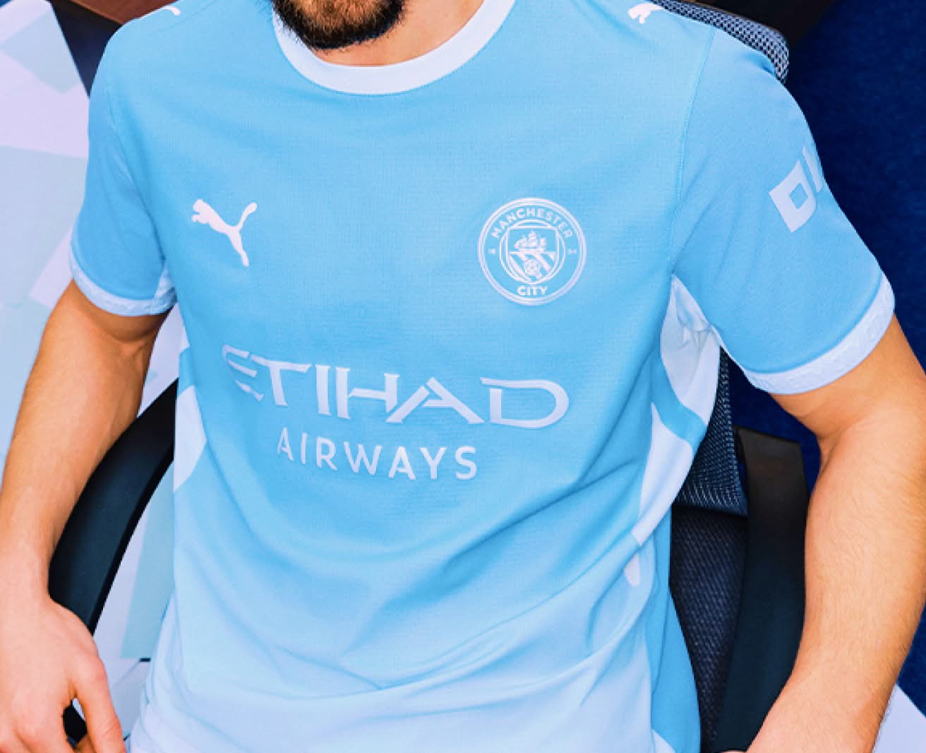 Manchester City Thuis 26-27