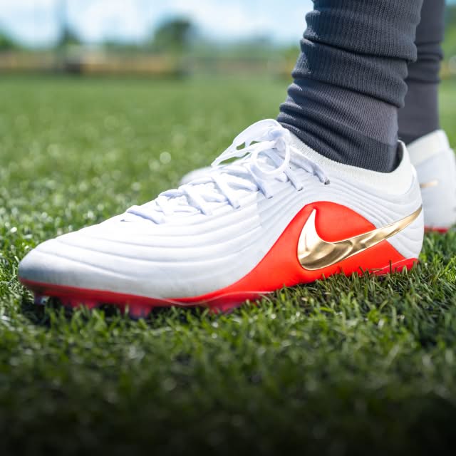 Nike Tiempo