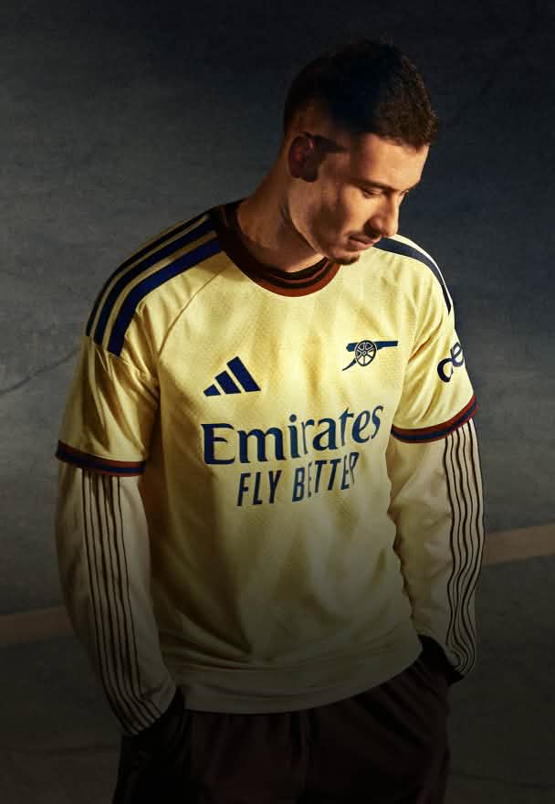 Arsenal 3e 26-27