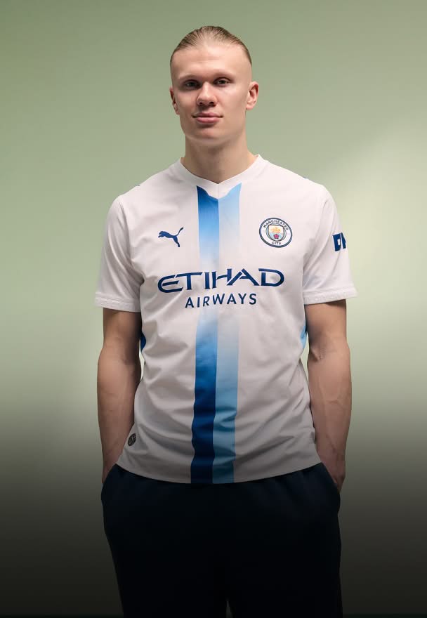 Manchester City 3rd 26-27