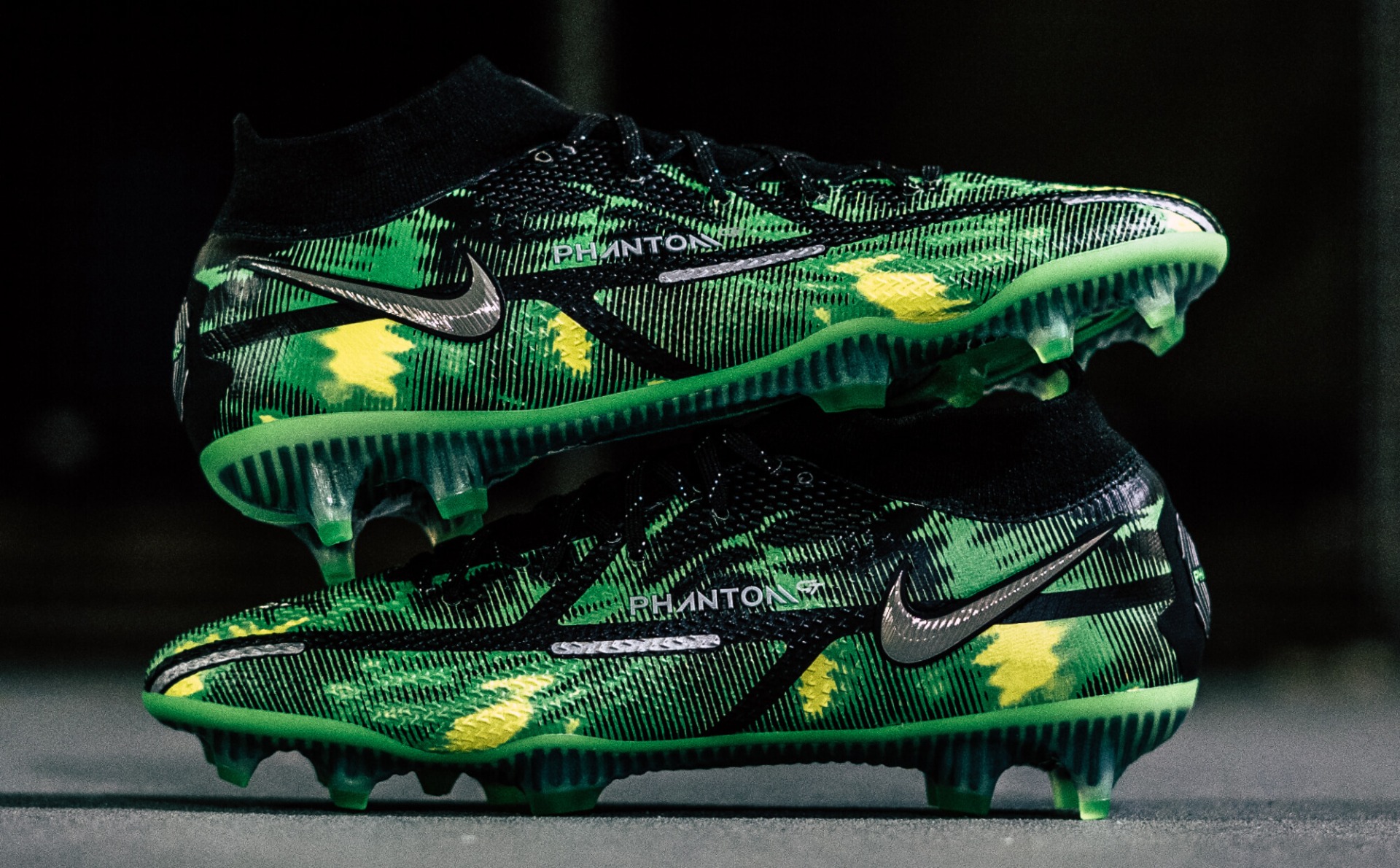 Nike Phantom GT Shockwave