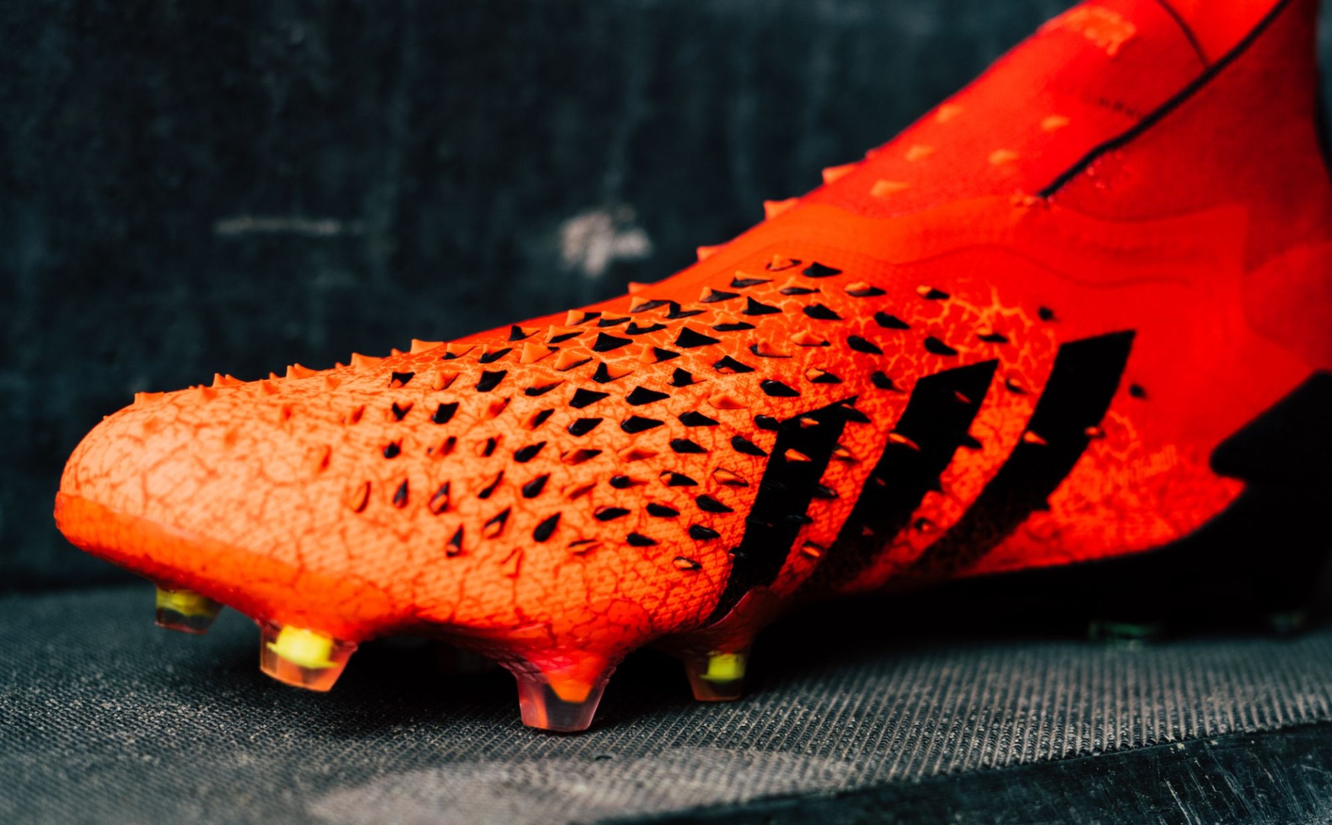 adidas Predator Freak Meteorite Pack
