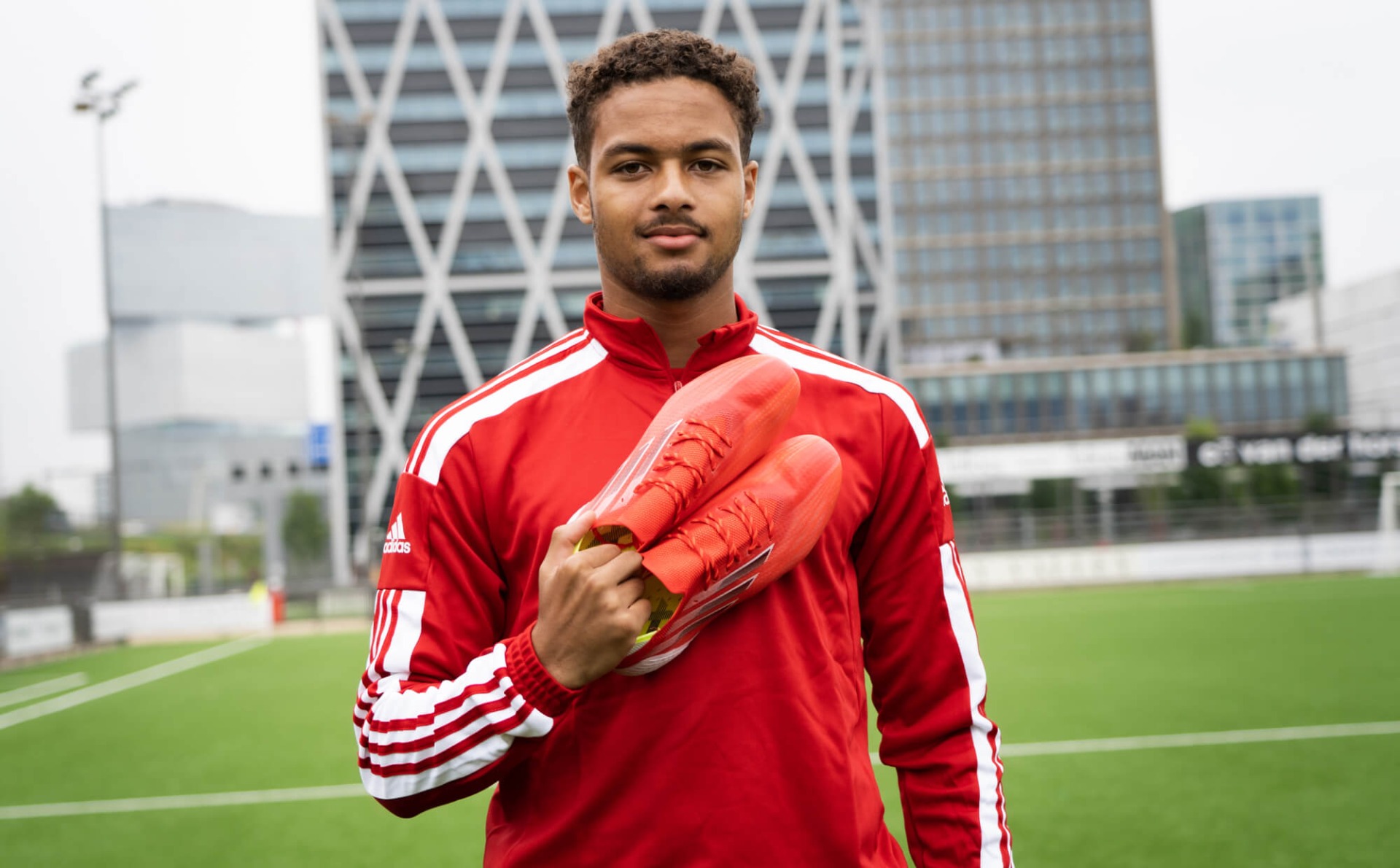 Meet the Pro Devyne Rensch