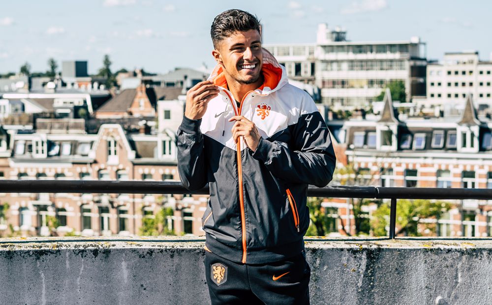 Nike Nederland Windrunner trainingspak'