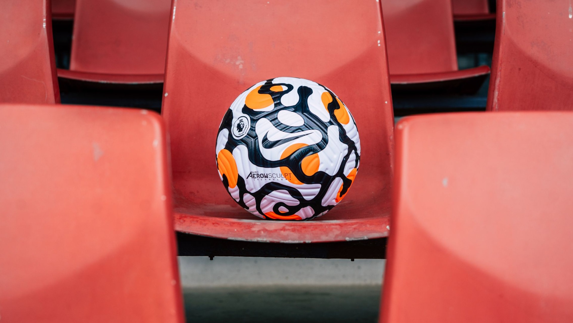 Upgrade jouw scorend vermogen met de nieuwste Premier League voetbal van Nike