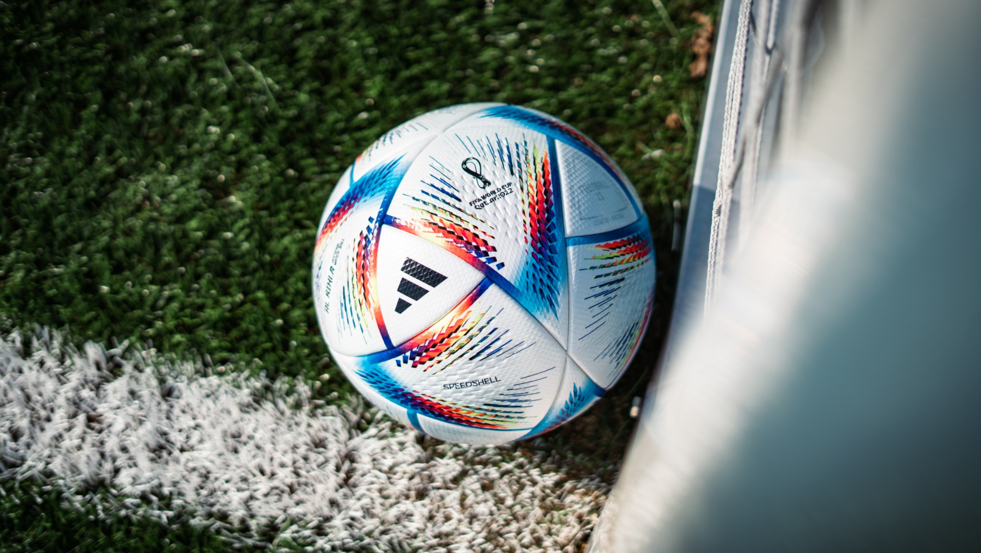 Met deze adidas bal gaan de doelpunten op het WK 2022 gemaakt worden!