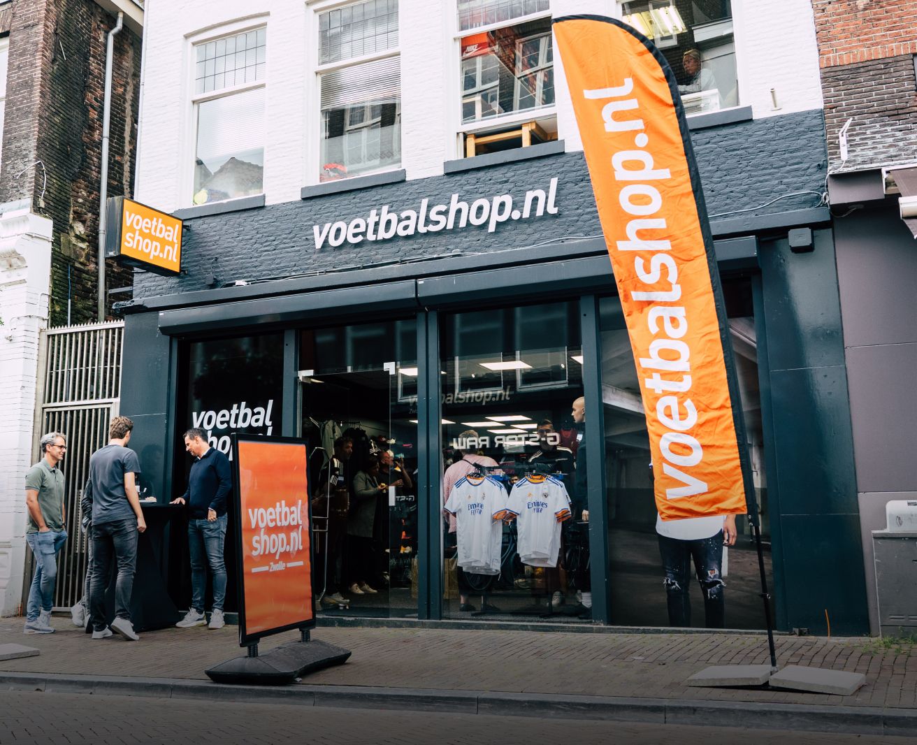 Voetbalshop.nl - de grootste voetbalwinkel van Nederland