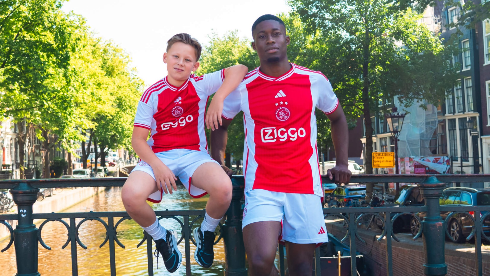 Dit is het nieuwe adidas Ajax thuisshirt 2023-2024