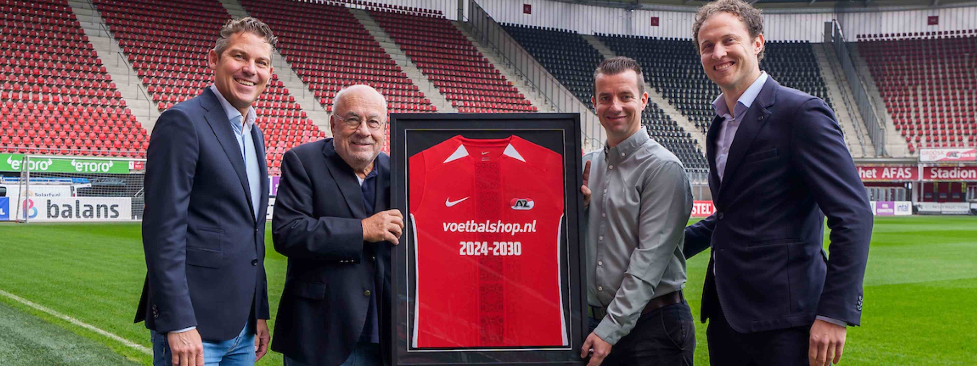 20250408-slider-header-Contractverlenging-Voetbalshop-en-AZ-Alkmaar.jpg