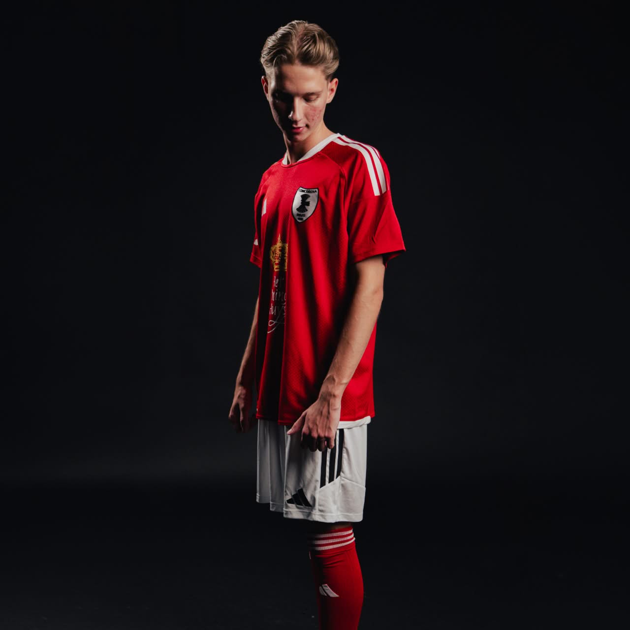 20260909-slider-blokje-adidas-VBS-Nieuwe-Teamwear-Clubs-010.jpg