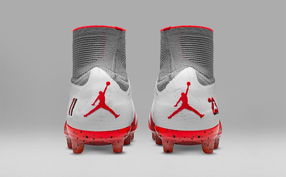 HO16_GFB_Neymar_1123_Hypervenom_Phantom_FG_FG_Red_c_original-slider-8.jpg