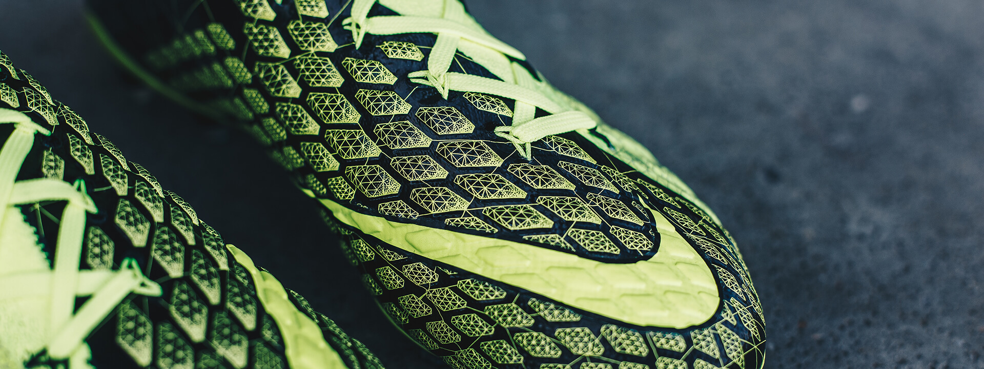 HypervenomEASports-slider-header-1920x720-foto2.jpg