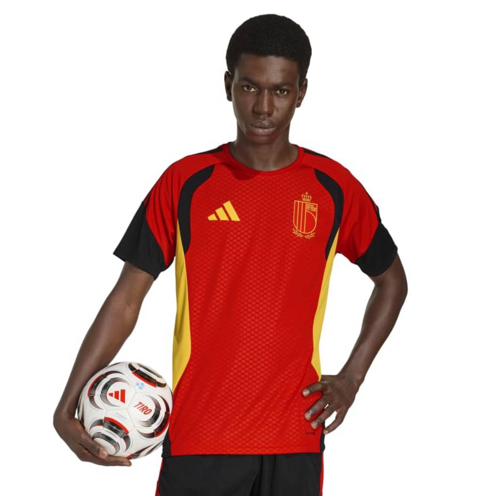 Adidas Belgi&euml; Trainingsshirt 2026-2028 Rood Geel Zwart