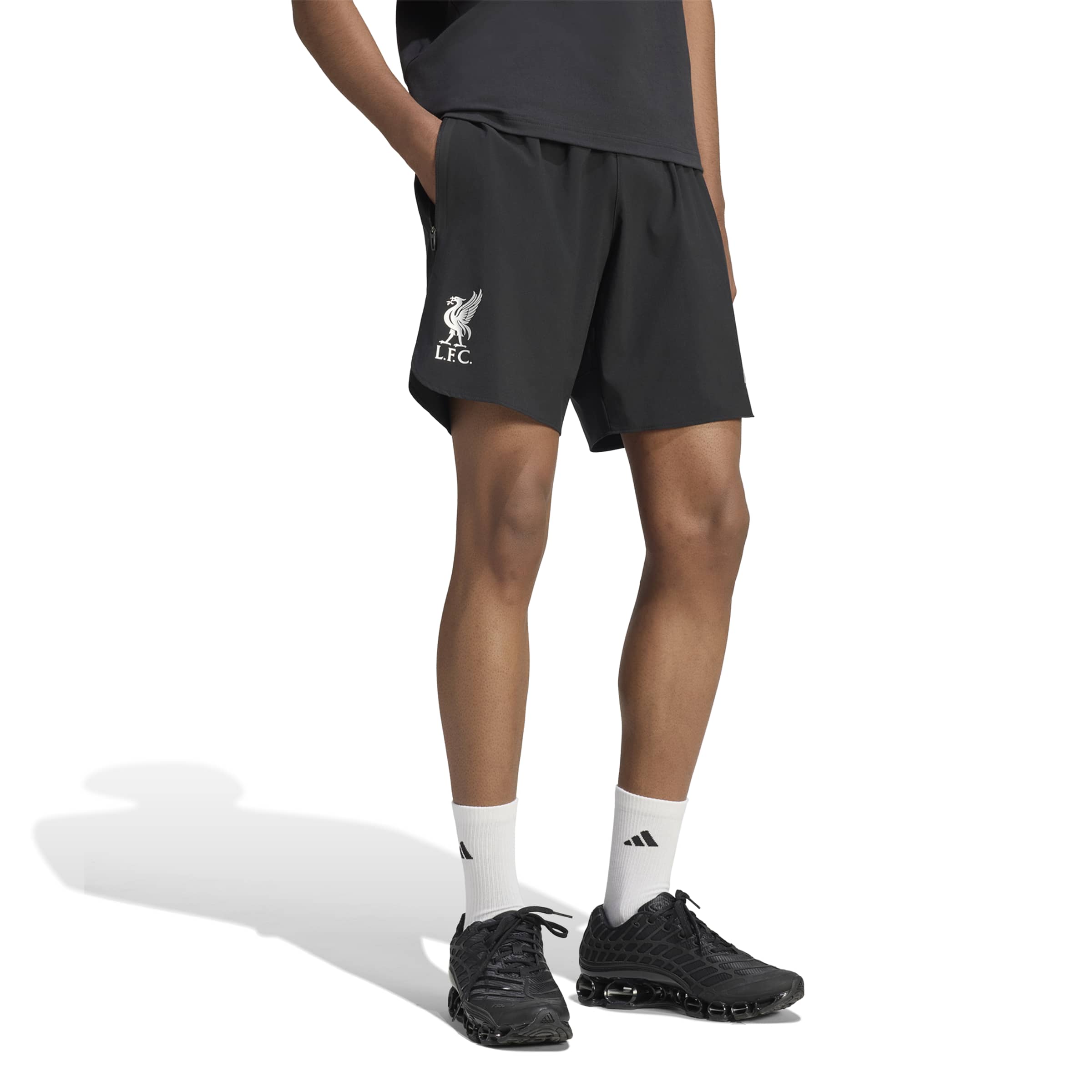 Adidas Liverpool Tiro Travel Trainingsbroekje 2026-2027 Zwart Wit