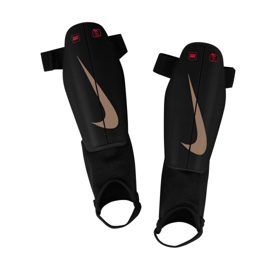 Nike Charge Protège-Tibias Enfants Noir Rouge Vif Doré