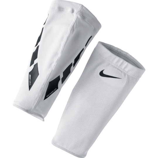 Nike Guard Lock Elite Sleeve Wit