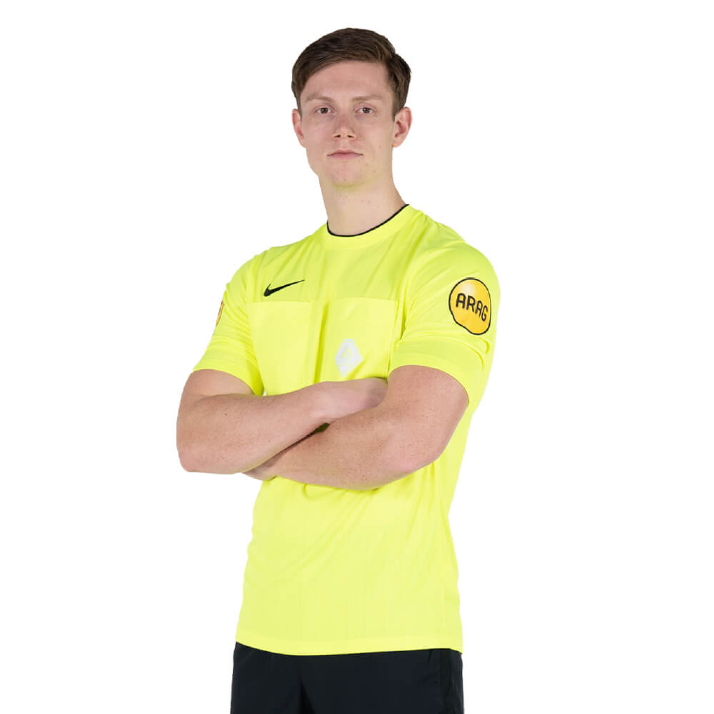 yellow nike referee shirt