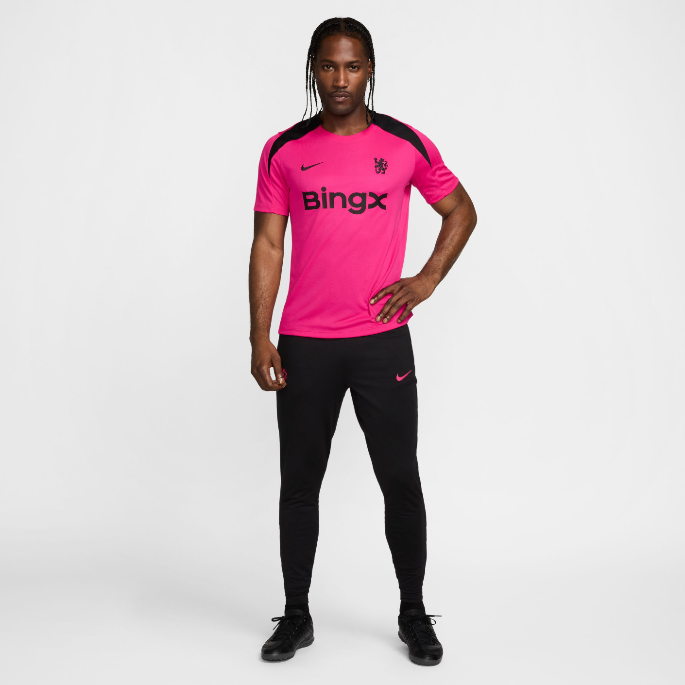 Nike Chelsea Strike Training Shirt 2024-2025 Pink Black