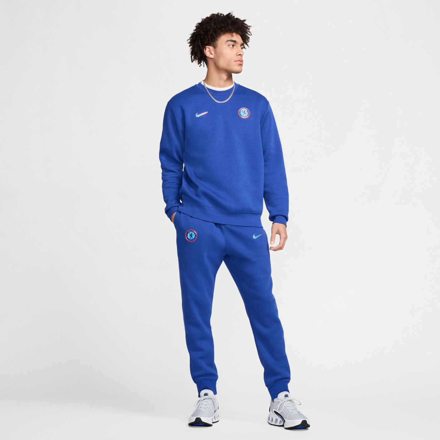 chelsea sweatshirt nike
