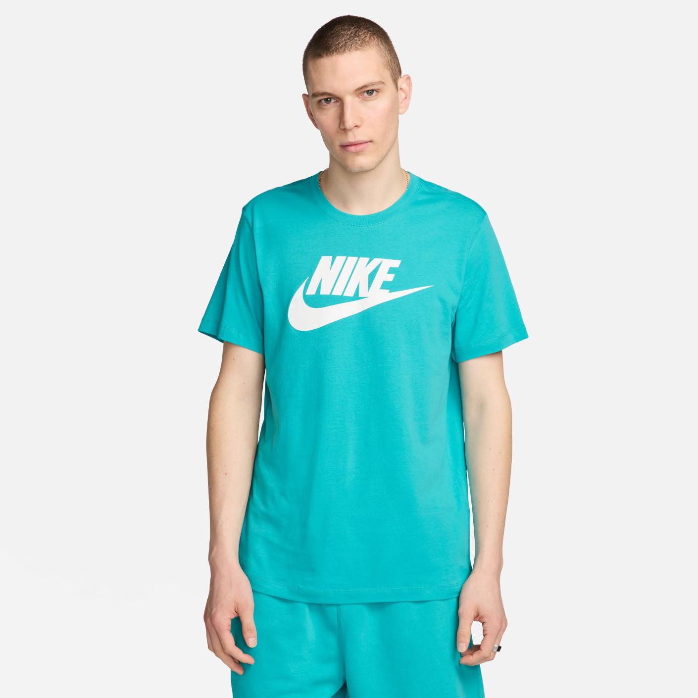 nike summer futura tee