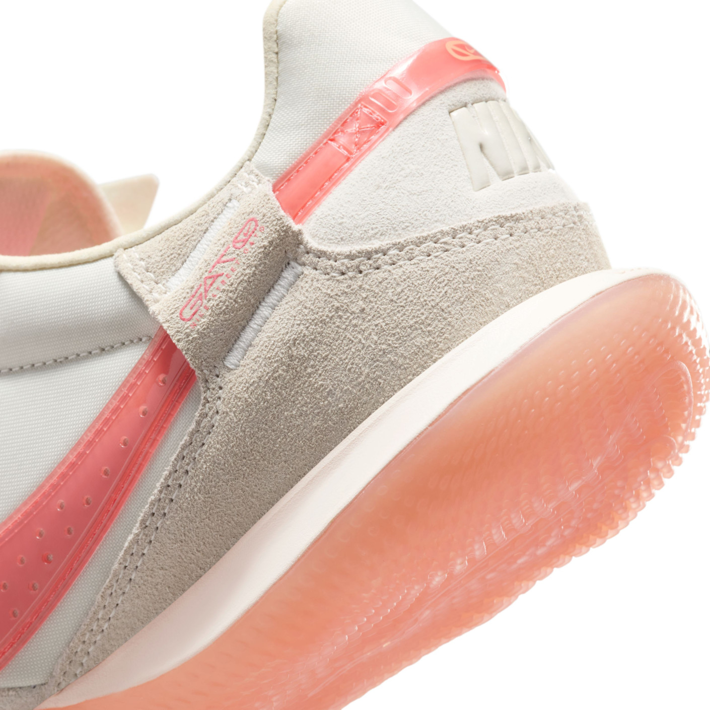 Nike Street Gato Straatvoetbalschoenen Wit Lichtroze Oranje