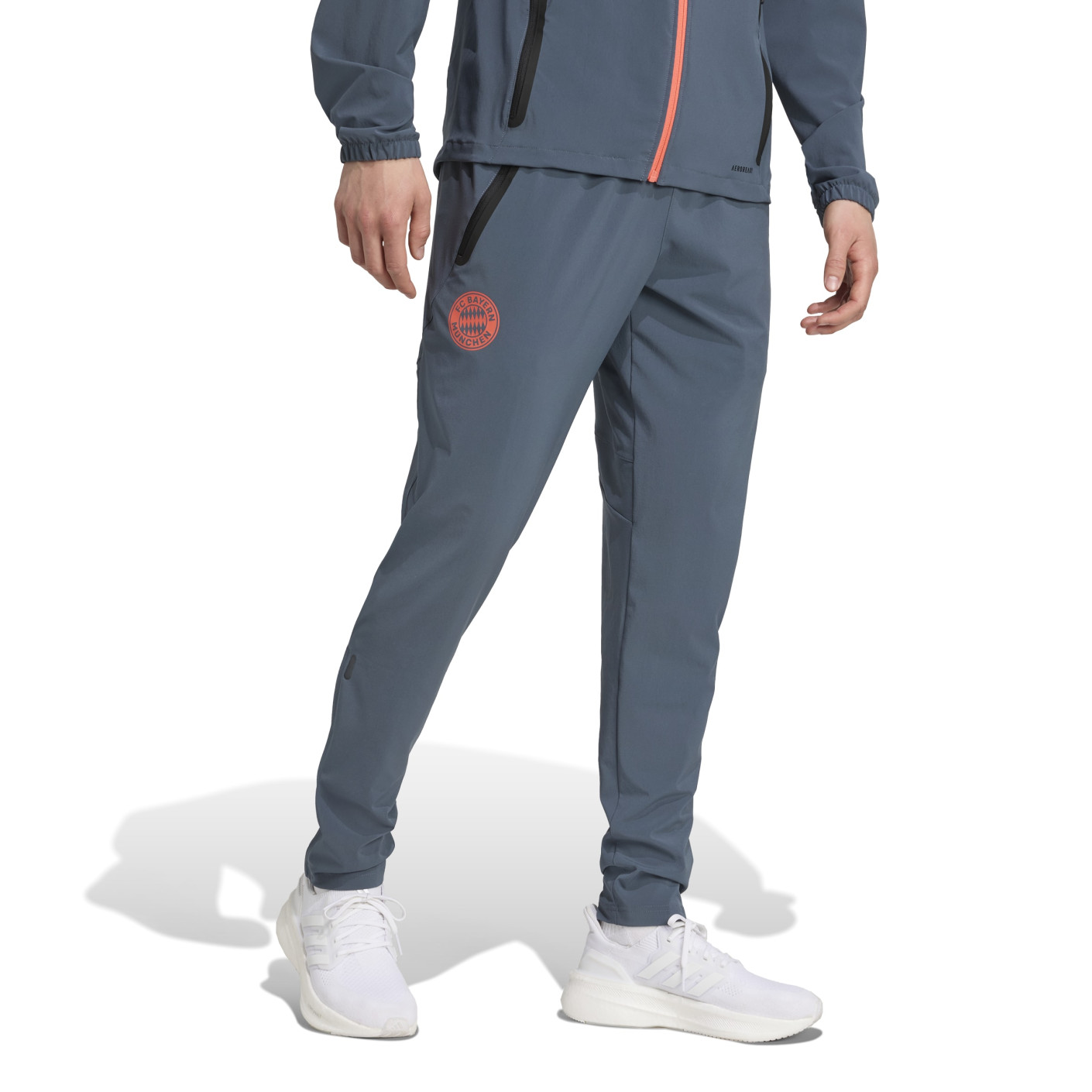 adidas Bayern München Vis Tech Trainingsbroek 2025-2026 Donkergrijs Oranje