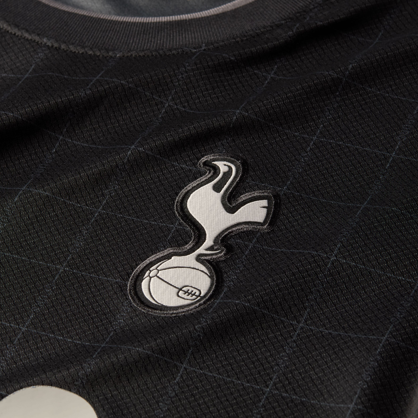 Nike Tottenham Hotspur Van De Ven 37 Uitshirt 2025-2026