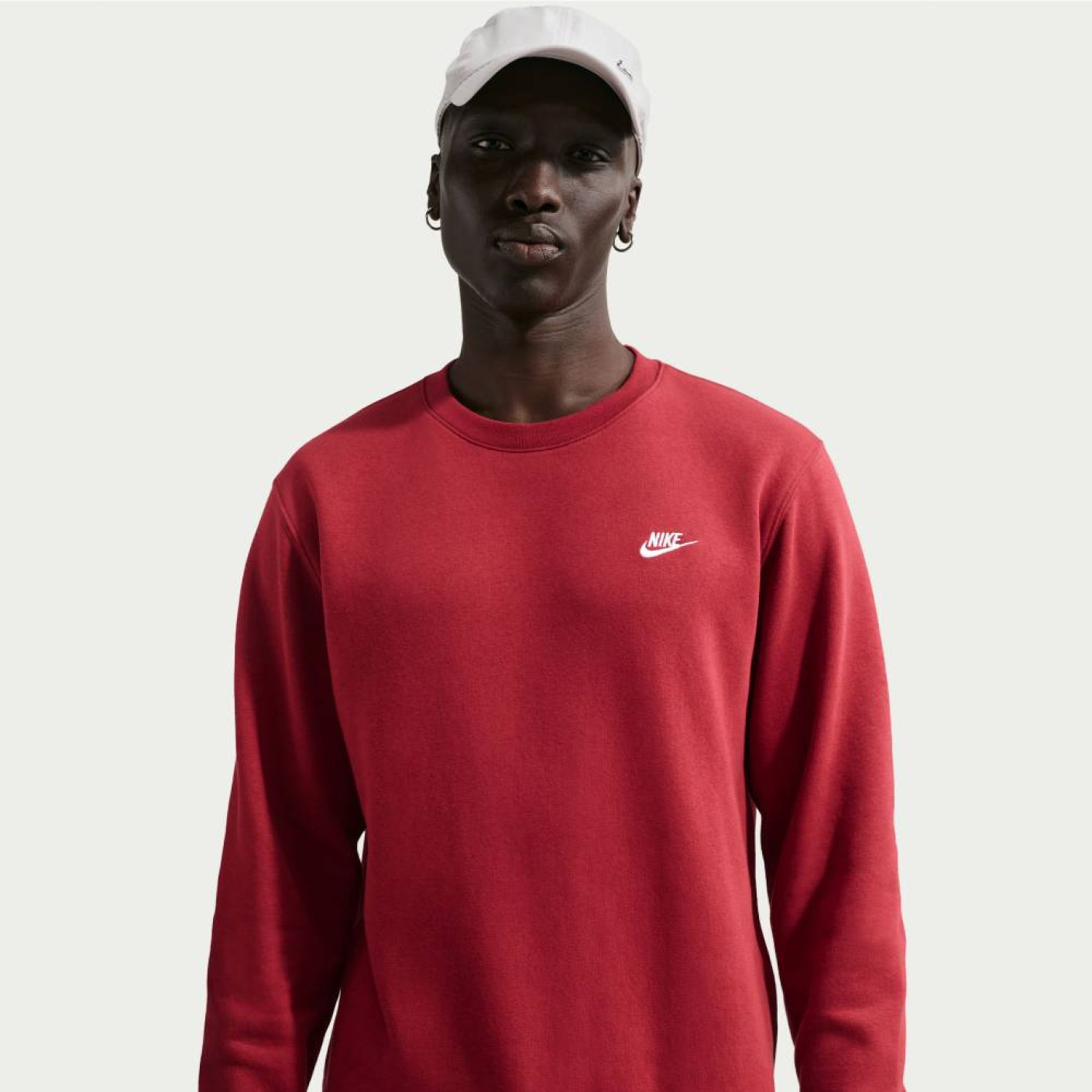nike club fleece crew red
