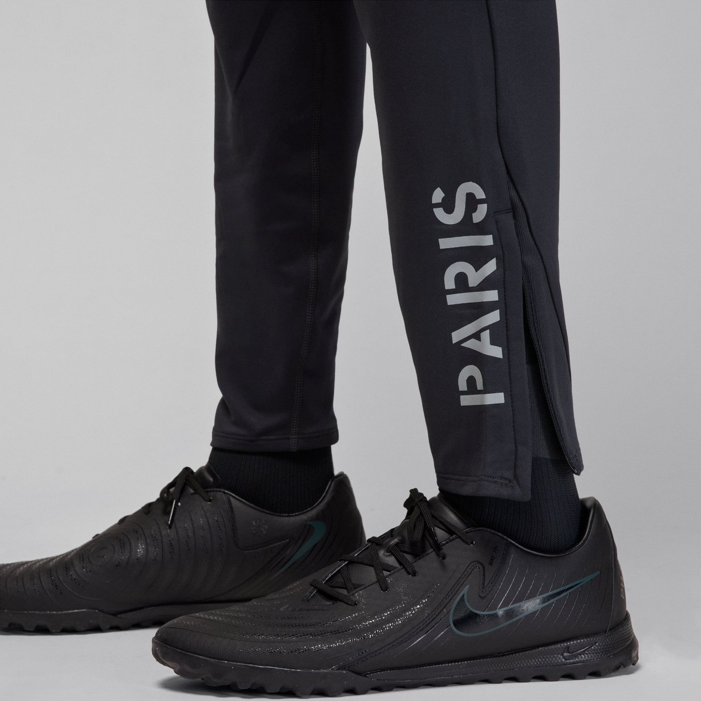 Nike Paris Saint-Germain x Jordan Strike 1/4-Zip Tracksuit 2025