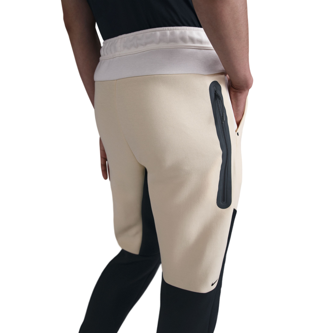 Nike Tech Fleece Sportswear Sweat Pants Beige Black Off White