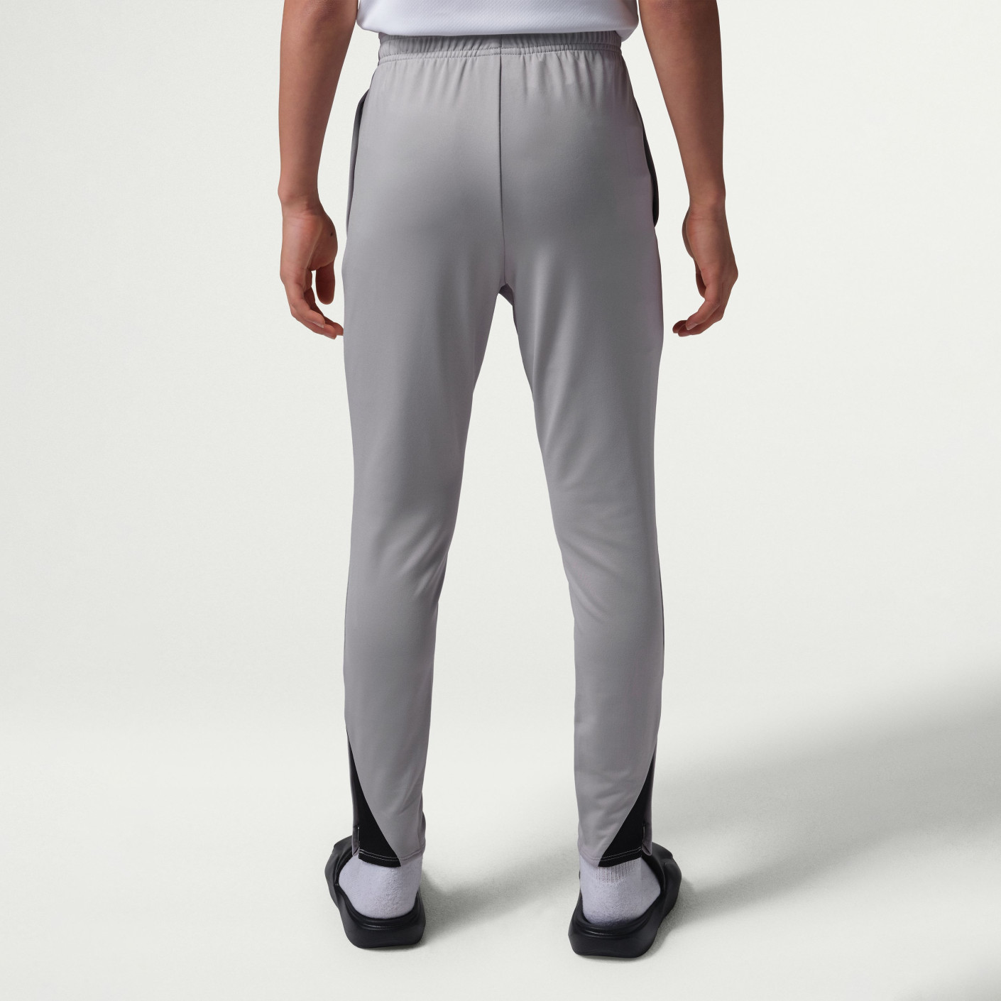 Nike Paris Saint-Germain x Jordan Strike Training pants 2025-2026