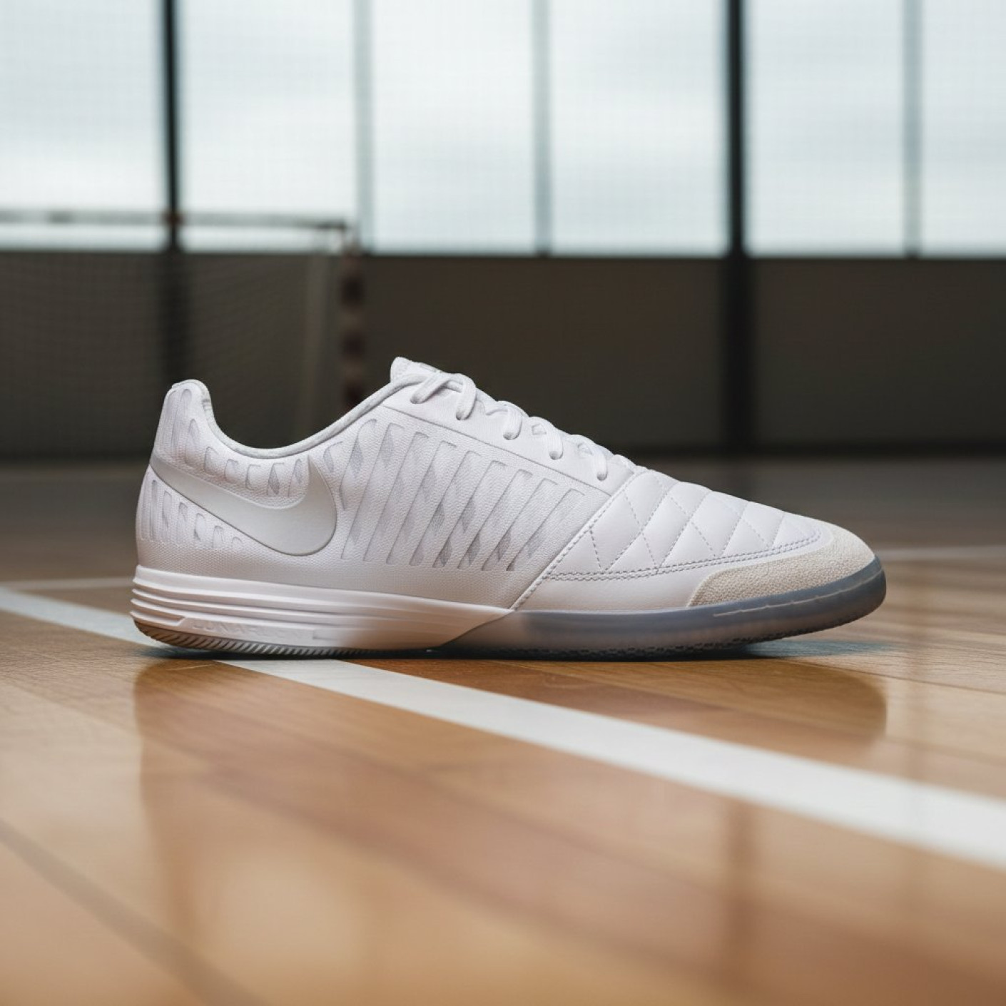 Nike Lunargato II Zaalvoetbalschoenen (IN) Wit Zilver - Voetbalshop.nl
