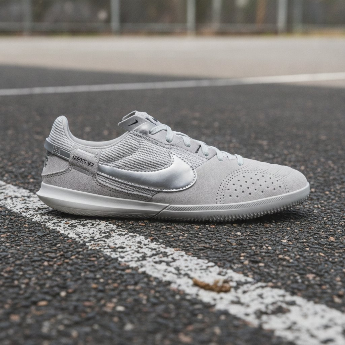 Nike Streetgato Kids Street Football Shoes Grey Silver