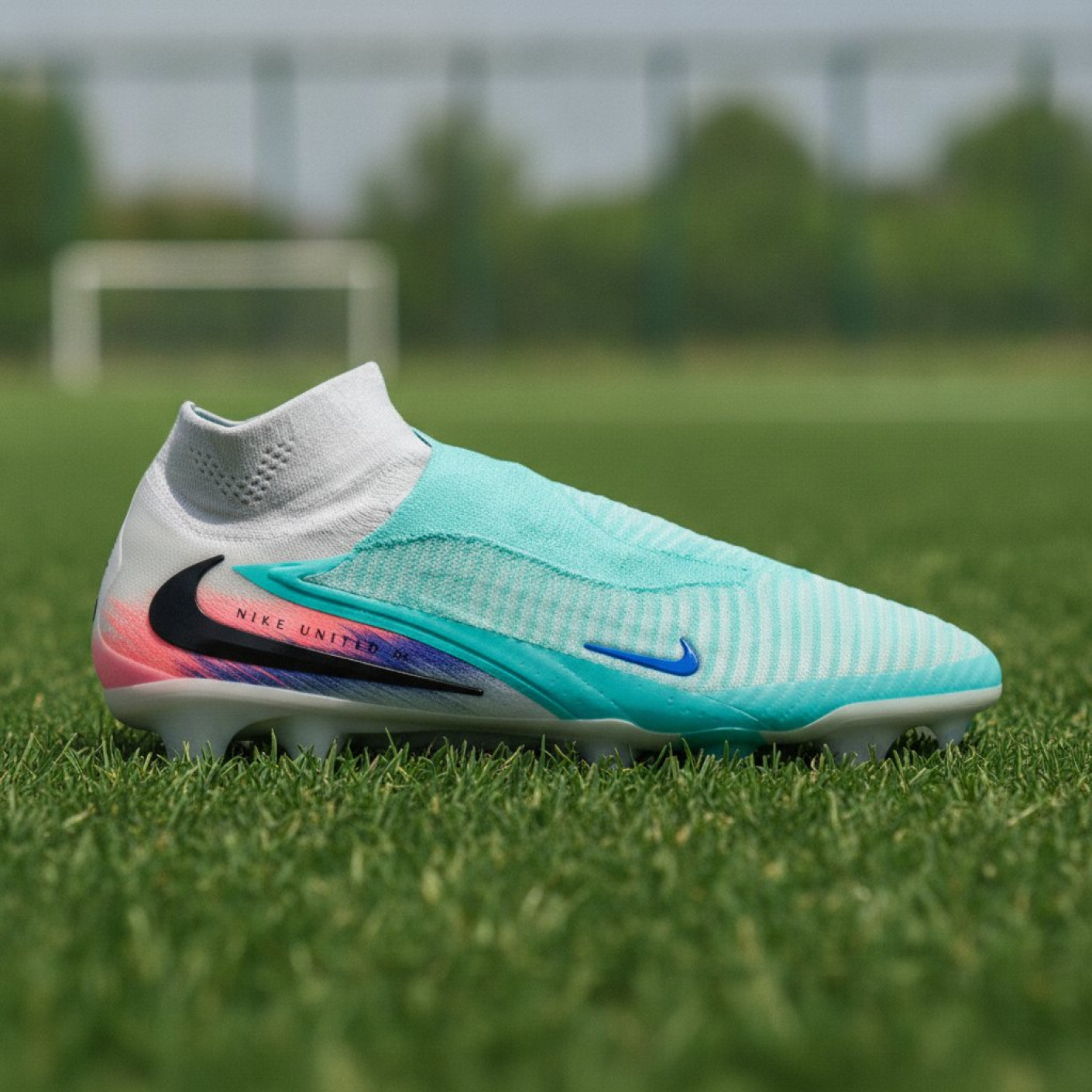 Nike Phantom 6 High Elite Grass Football Boots (FG) Silver