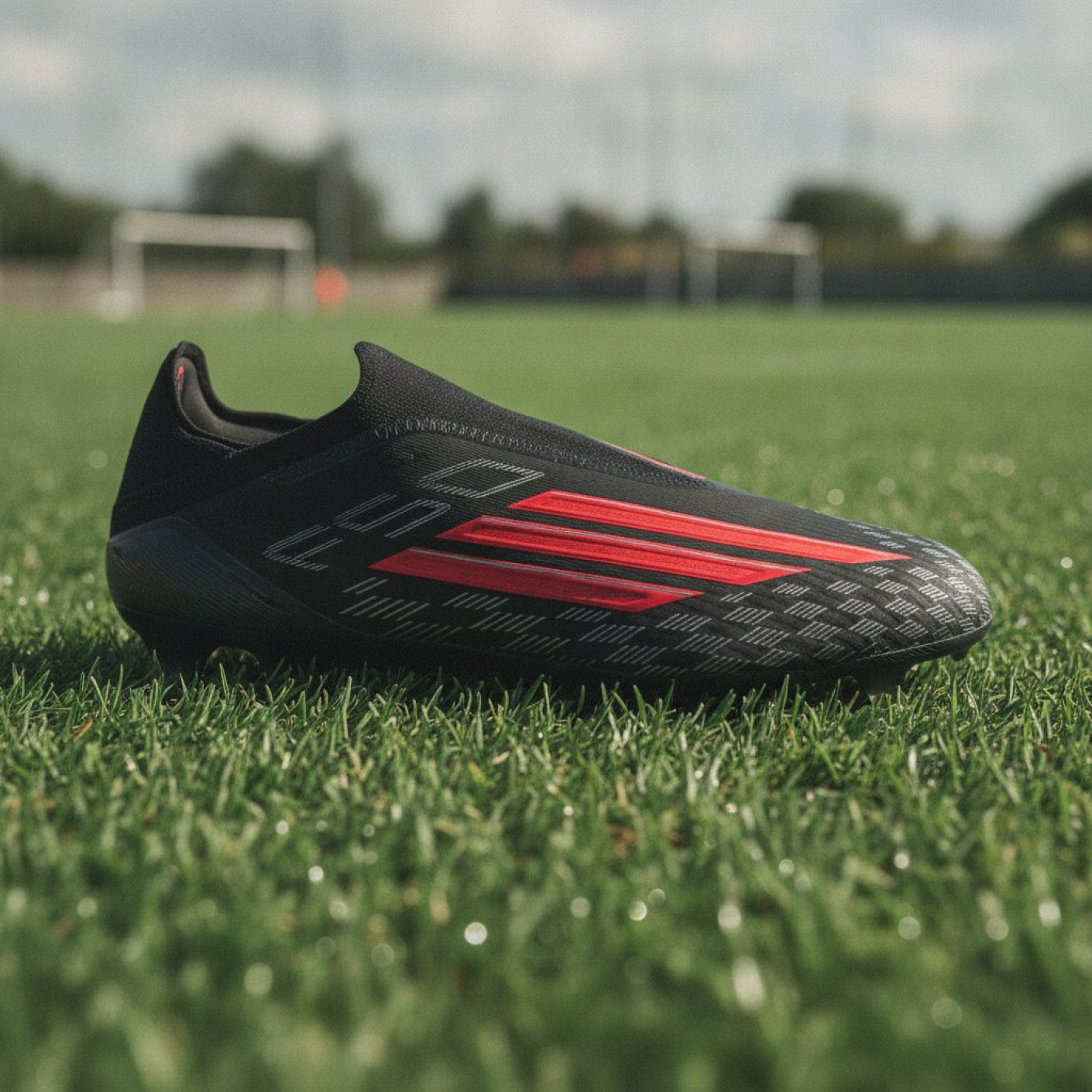 adidas F50 Elite Laceless Grass Football Boots (FG) Black Red Dark