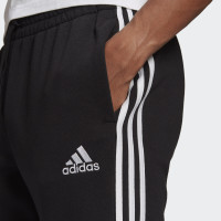 adidas Essentials Fleece 3-Stripes Joggingbroek Zwart Wit