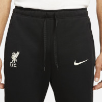 Nike Liverpool Travel Fleece Trainingspak 2021-2022 Zwart Rood