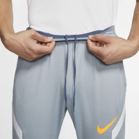 Nike Dry Strike Trainingsbroek KP Lichtblauw Oranje