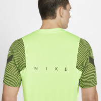 Nike Dry Strike Next Gen Trainingsshirt Groen