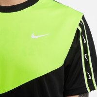 Nike Sportswear Repeat T-Shirt Zwart Lichtgeel Wit