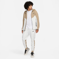 Nike Tech Fleece Sportswear Vest Wit Beige Zwart