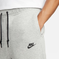 Nike Sportswear Premium Essentials Tech Fleece Summer Set Light Grey Black