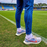 Nike KVC Westerlo Trainingspak Full-Zip 2023-2024 Donkerblauw Neongeel