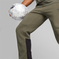 PUMA TeamCup Casual Trainingspak Olijfgroen Zwart