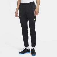 Nike Dry Strike Therma Trainingsbroek Zwart Volt Reflecterend