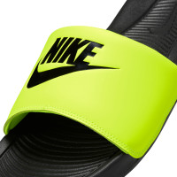 Nike Victori One Slippers Zwart Felgeel